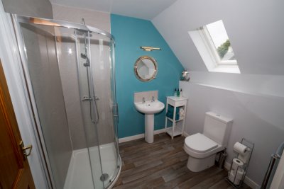 Twin room - ensuite Twin room - ensuite